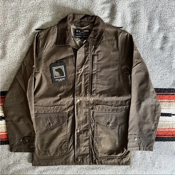 Filson Cover Cloth Mile Marker Coat | Otter Green - Picture 13 of 14